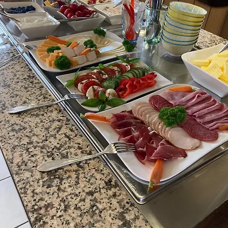 Holtz Bed & Breakfast 3*